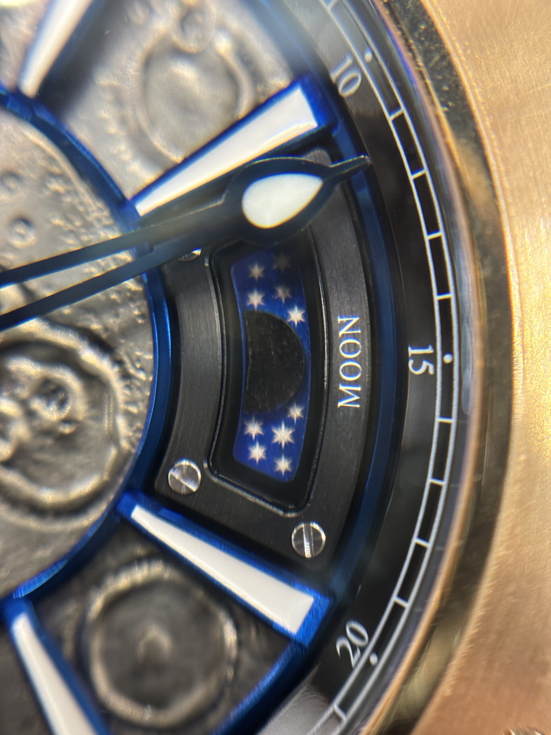 LM-45.50.MO ムーン リミテッド